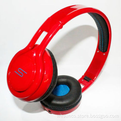 Famous design wired computer headphone
